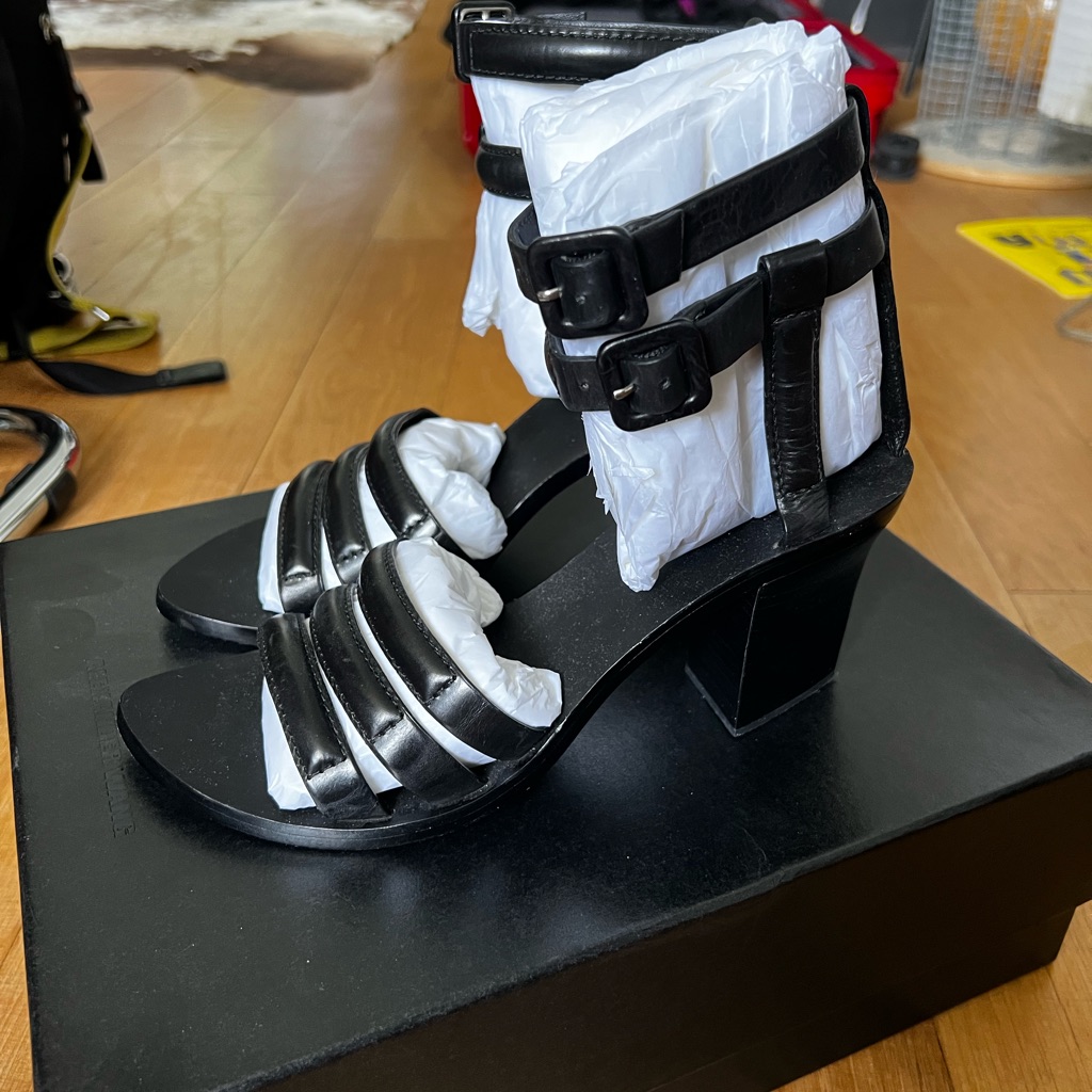 Alexander Wang Livia Gladiator Sandals Size 38 Us 9